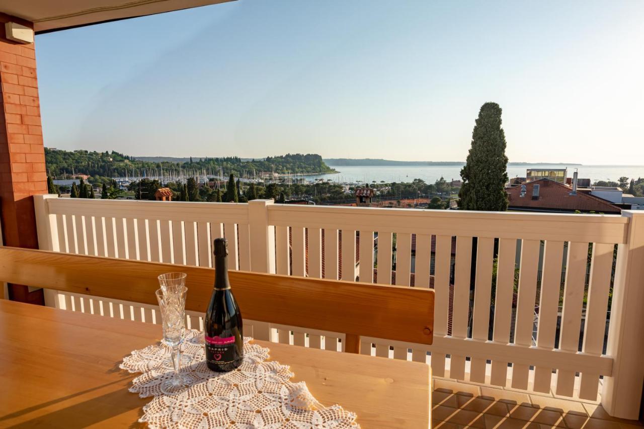 Adriatic Bay Apartments Portoroz Exterior foto