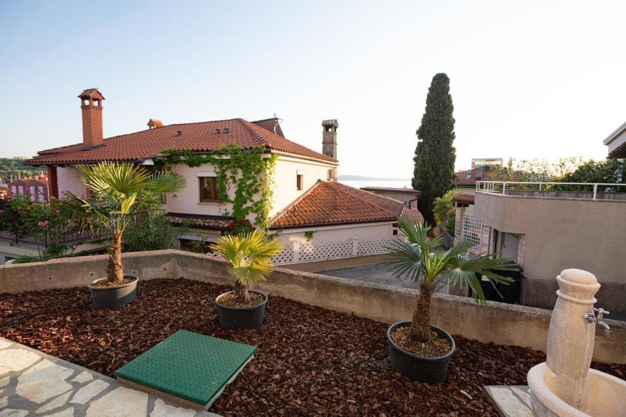 Adriatic Bay Apartments Portoroz Exterior foto