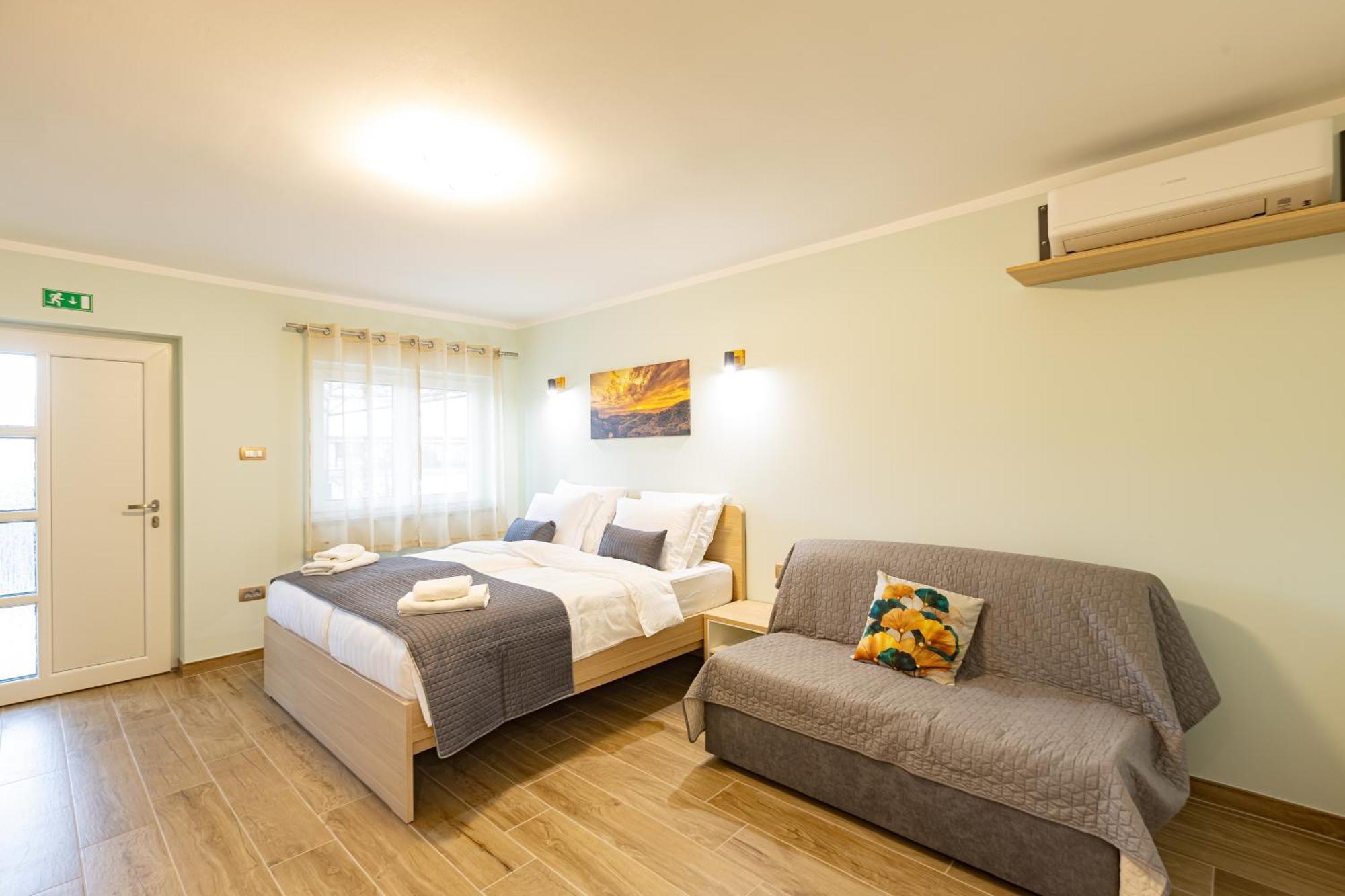 Adriatic Bay Apartments Portoroz Exterior foto