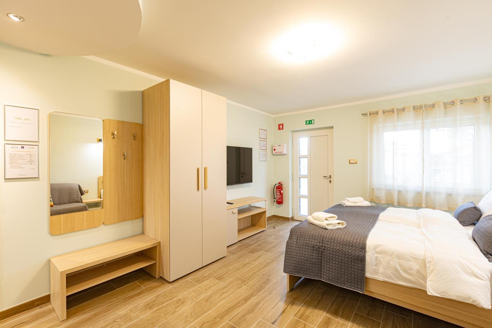 Adriatic Bay Apartments Portoroz Exterior foto